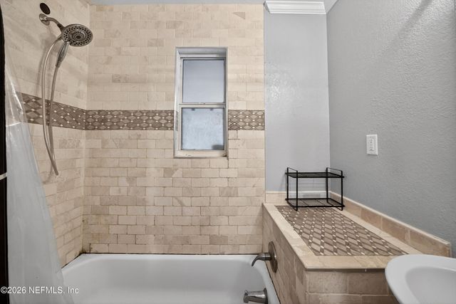 5134 DAMASCUS Road S, Jacksonville, FL 32207