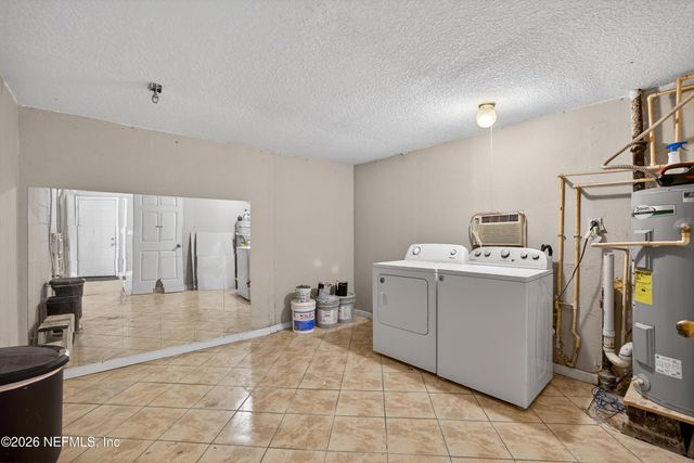 5134 DAMASCUS Road S, Jacksonville, FL 32207