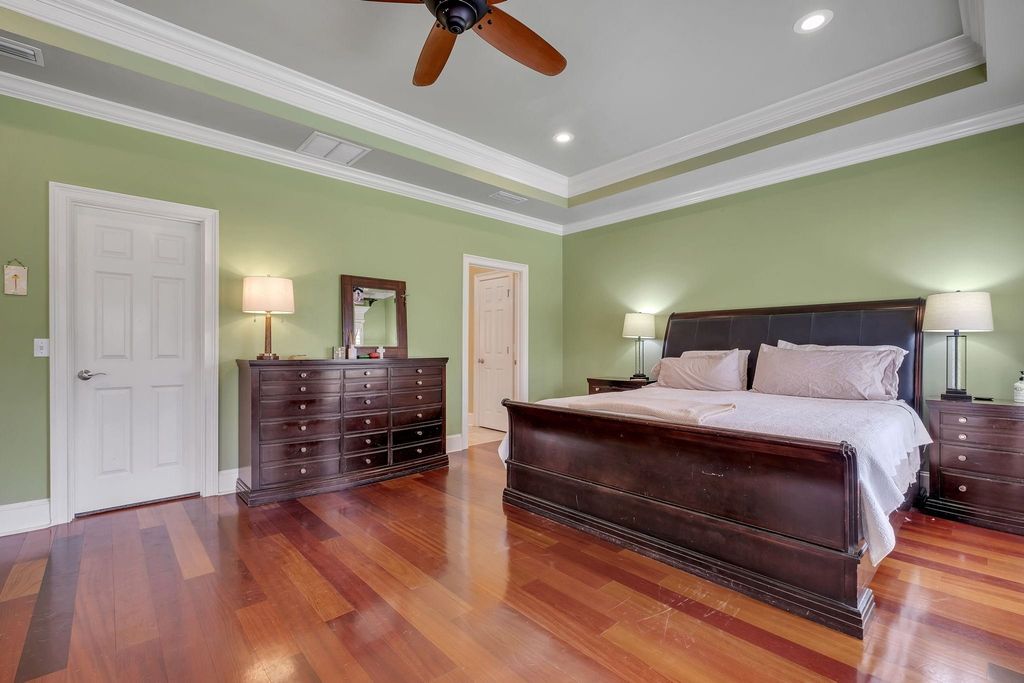 Image 18 of property listing at 5985 Miles Blake Court, Tallahassee, FL 32309