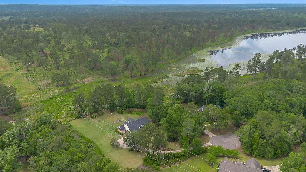 Image 43 of property listing at 5985 Miles Blake Court, Tallahassee, FL 32309
