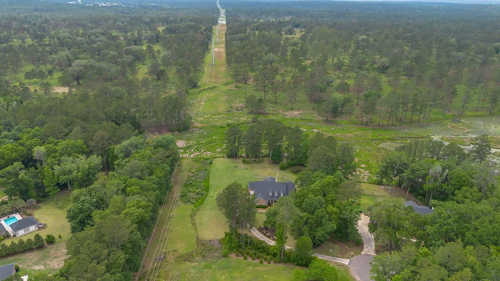 Image 44 of property listing at 5985 Miles Blake Court, Tallahassee, FL 32309