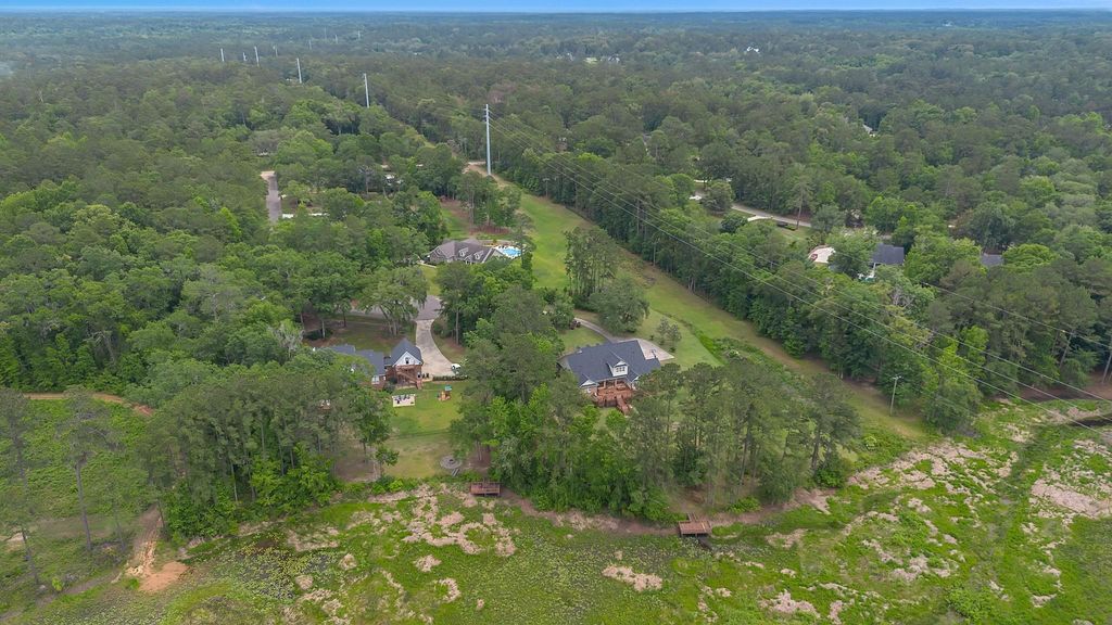 Image 45 of property listing at 5985 Miles Blake Court, Tallahassee, FL 32309