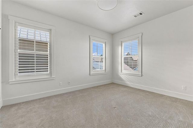 1729 Runway Boulevard, Oklahoma City, OK 73108