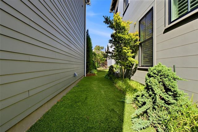 1729 Runway Boulevard, Oklahoma City, OK 73108