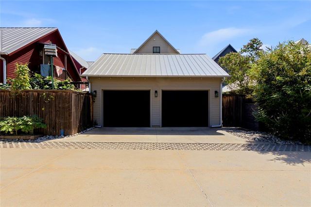 1729 Runway Boulevard, Oklahoma City, OK 73108