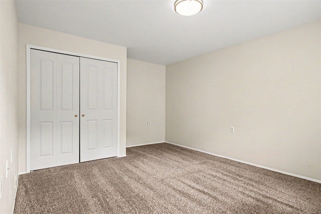 2231 S Huron Parkway 2, Ann Arbor, MI 48104