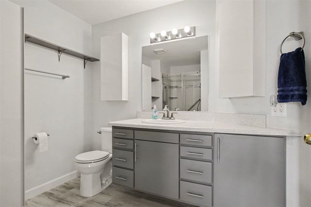 2231 S Huron Parkway 2, Ann Arbor, MI 48104