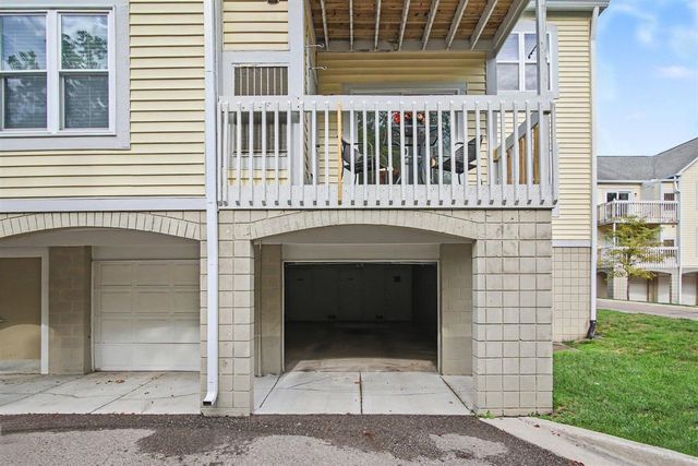 2231 S Huron Parkway 2, Ann Arbor, MI 48104