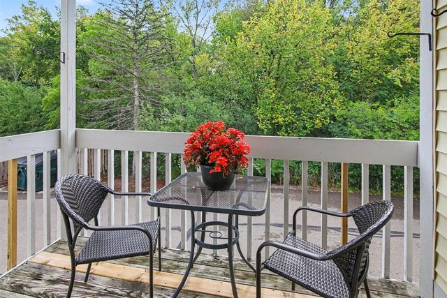 2231 S Huron Parkway 2, Ann Arbor, MI 48104