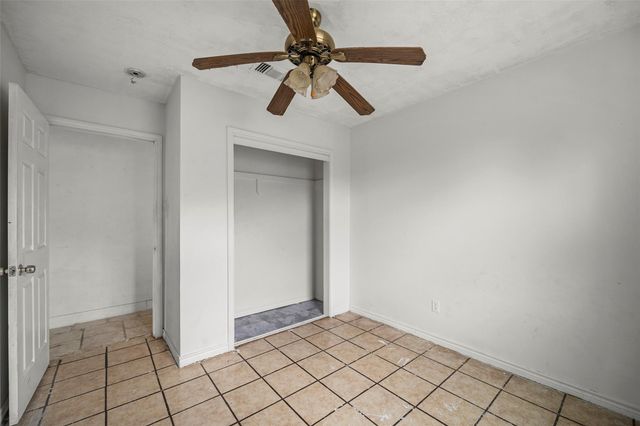 330 3rd Street, Hempstead, TX 77445