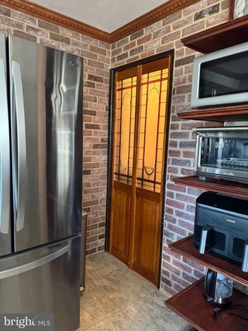 2411 ARBUTON AVE, Baltimore, MD 21230