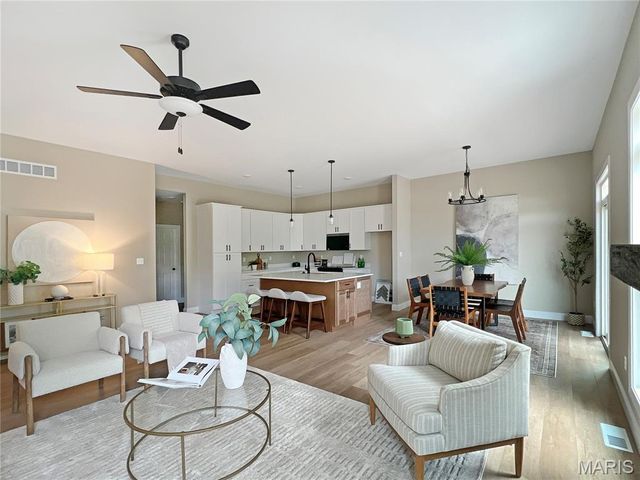 197 Timber Creek Drive 197 STB, Washington, MO 63090