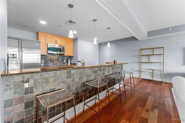 1018 Hackberry 203, Tuscaloosa, AL 35401