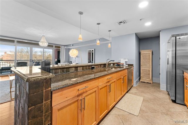 1018 Hackberry 203, Tuscaloosa, AL 35401