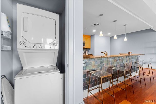 1018 Hackberry 203, Tuscaloosa, AL 35401