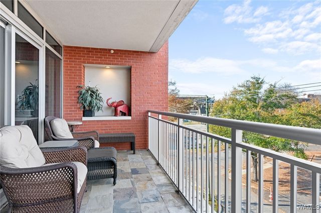 1018 Hackberry 203, Tuscaloosa, AL 35401