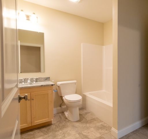 80 North Meadows Road 206, Medfield, MA 02052