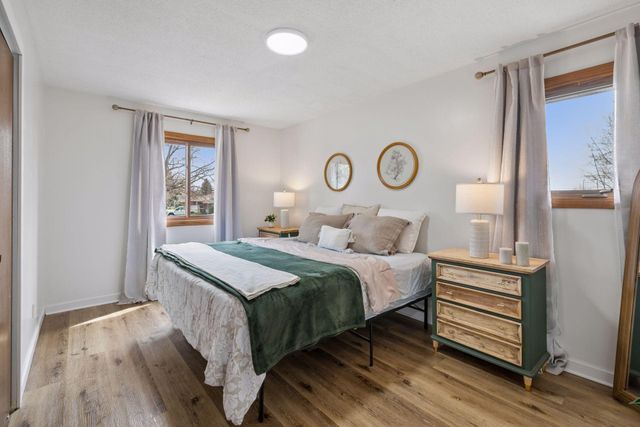 15001 Charleston Avenue W, Rosemount, MN 55068