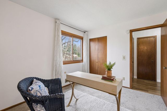 15001 Charleston Avenue W, Rosemount, MN 55068