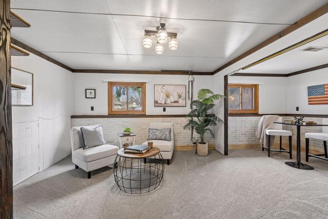 15001 Charleston Avenue W, Rosemount, MN 55068