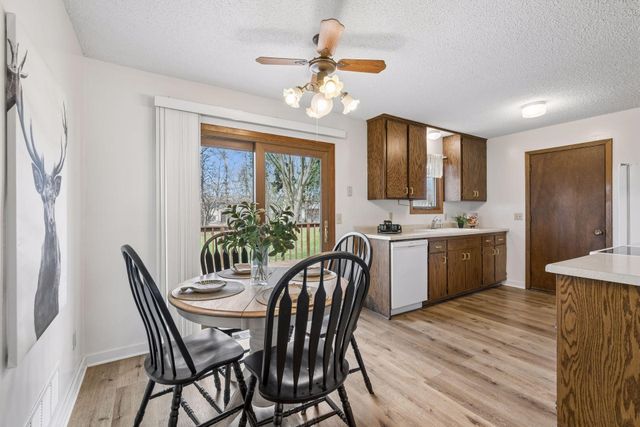 15001 Charleston Avenue W, Rosemount, MN 55068