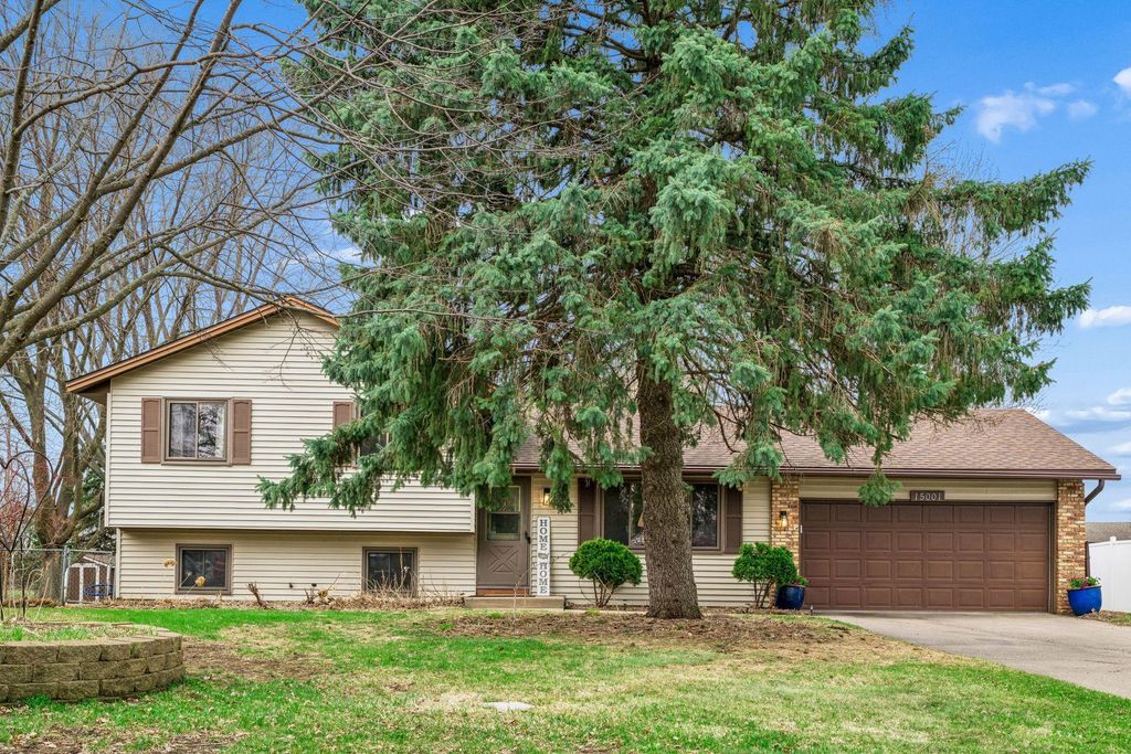 15001 Charleston Avenue W, Rosemount, MN 55068