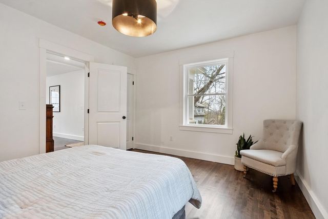 7 Albemarle St, Worcester, MA 01605