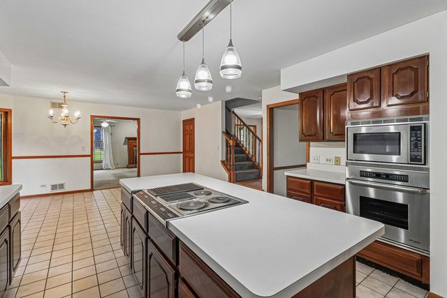 41924 N Tammi Terrace, Antioch, IL 60002