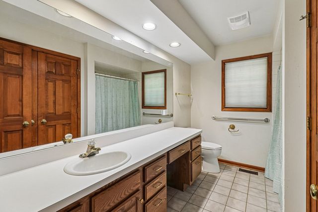 41924 N Tammi Terrace, Antioch, IL 60002