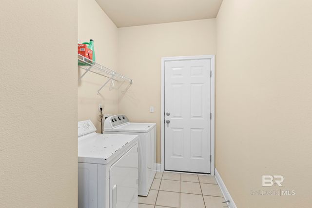 4240 Birkdale Street, Gulf Shores, AL 36542