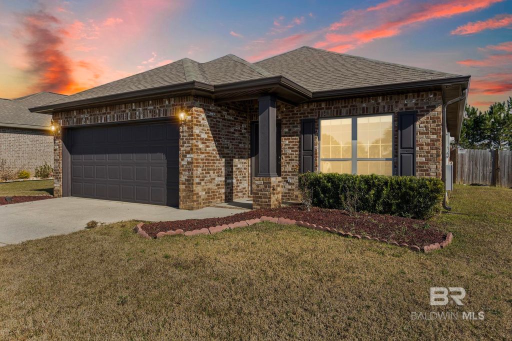 4240 Birkdale Street, Gulf Shores, AL 36542