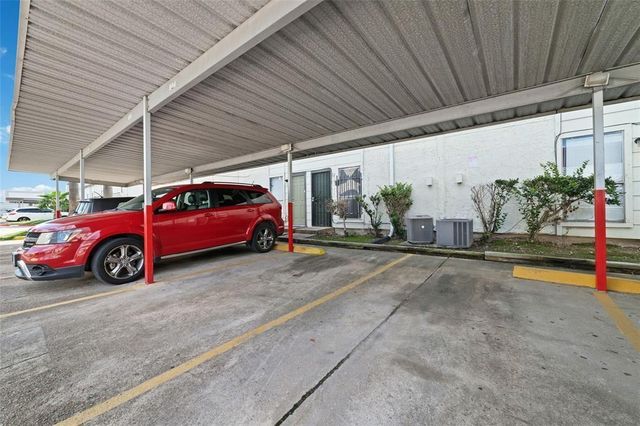 8754 Village Of Fondren Drive 8754, Houston, TX 77071