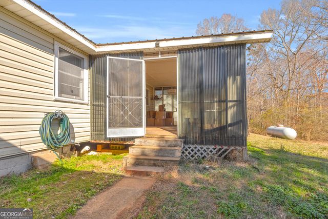 5831 Mize Road, Toccoa, GA 30577