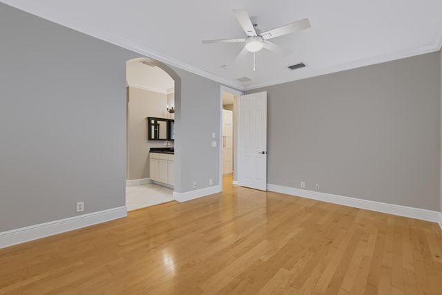 379 Columbus Street, Palm Beach Gardens, FL 33410