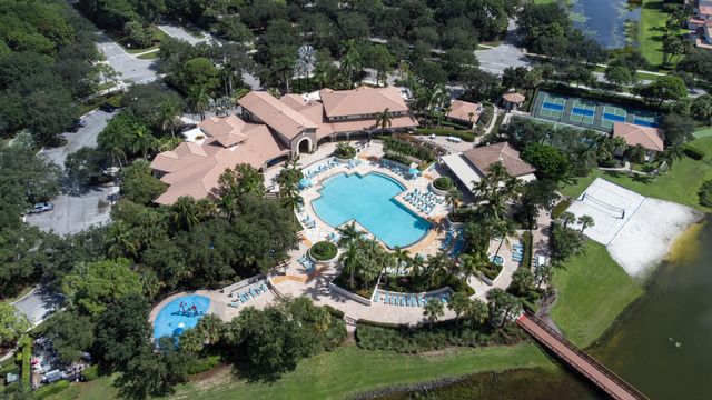 379 Columbus Street, Palm Beach Gardens, FL 33410