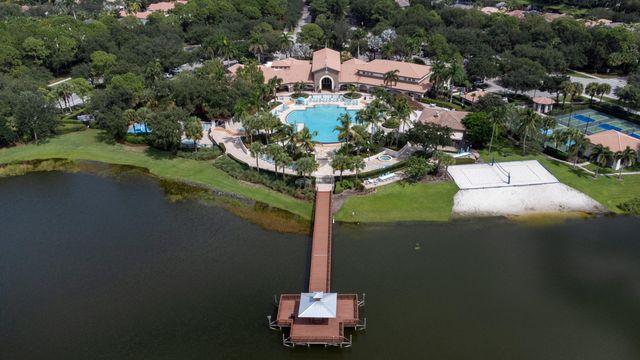 379 Columbus Street, Palm Beach Gardens, FL 33410