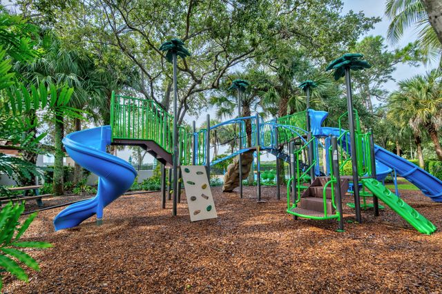 379 Columbus Street, Palm Beach Gardens, FL 33410