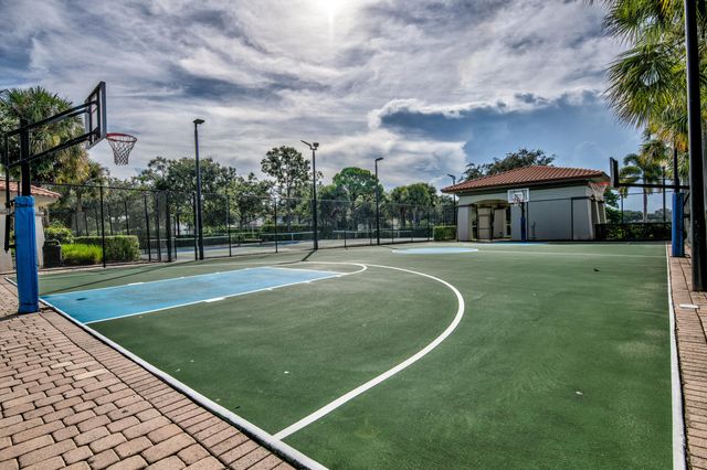 379 Columbus Street, Palm Beach Gardens, FL 33410
