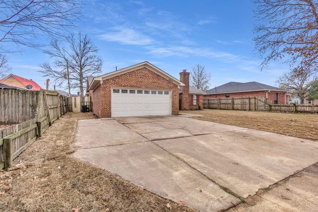4427 LOGAN'S PATH RD, Memphis, TN 38053