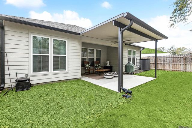 8925 Stonecroft Ave, Baton Rouge, LA 70810