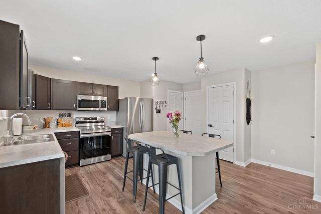 2857 Pine Leaf Court, Hamilton, OH 45013