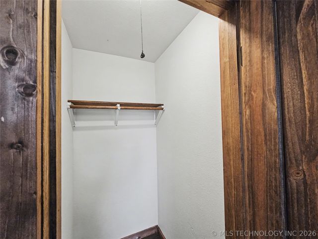 1403 N 6th Street, Stilwell, OK 74960