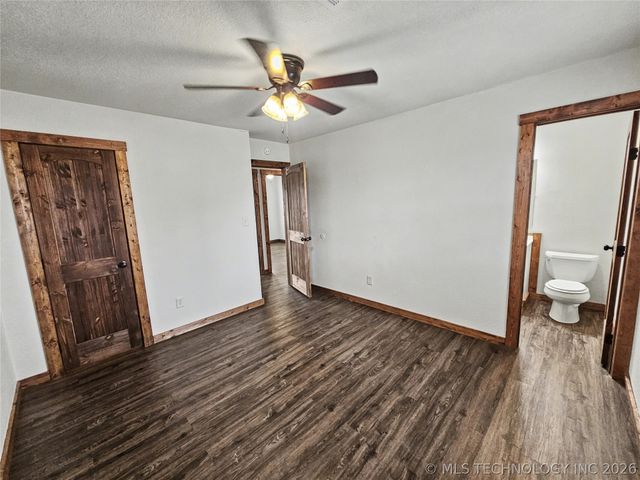 1403 N 6th Street, Stilwell, OK 74960