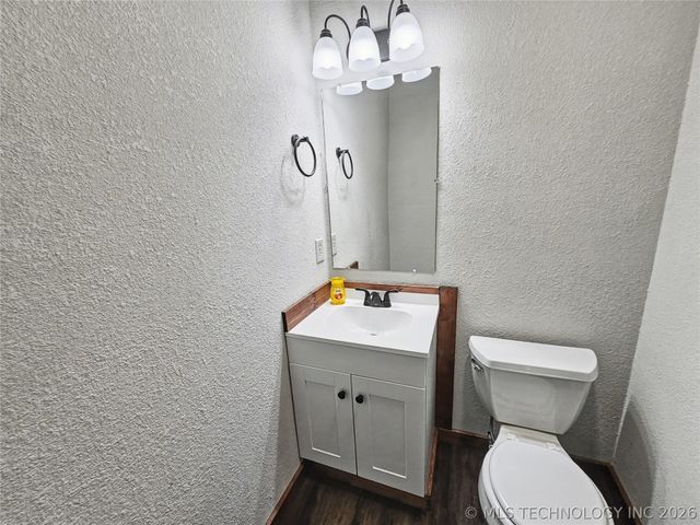 1403 N 6th Street, Stilwell, OK 74960