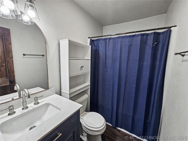 1403 N 6th Street, Stilwell, OK 74960