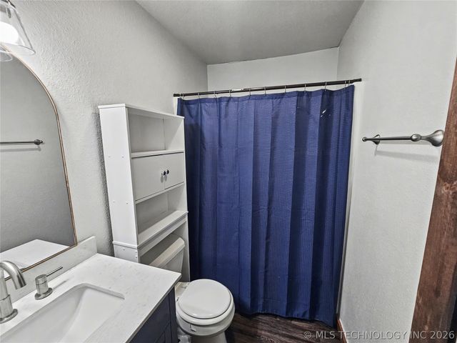 1403 N 6th Street, Stilwell, OK 74960