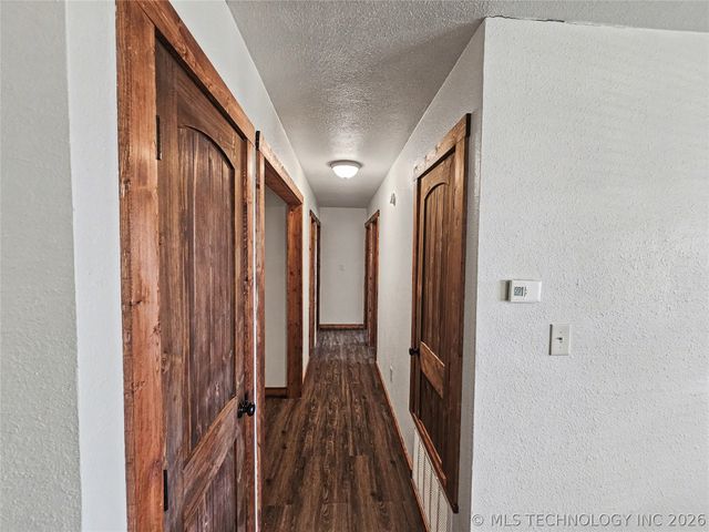 1403 N 6th Street, Stilwell, OK 74960