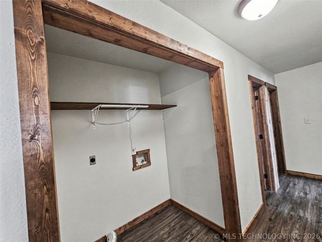 1403 N 6th Street, Stilwell, OK 74960