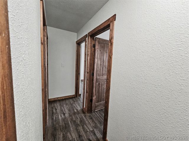 1403 N 6th Street, Stilwell, OK 74960