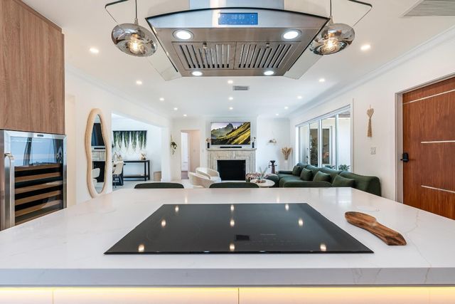 616 NE 16th Terrace, Fort Lauderdale, FL 33304